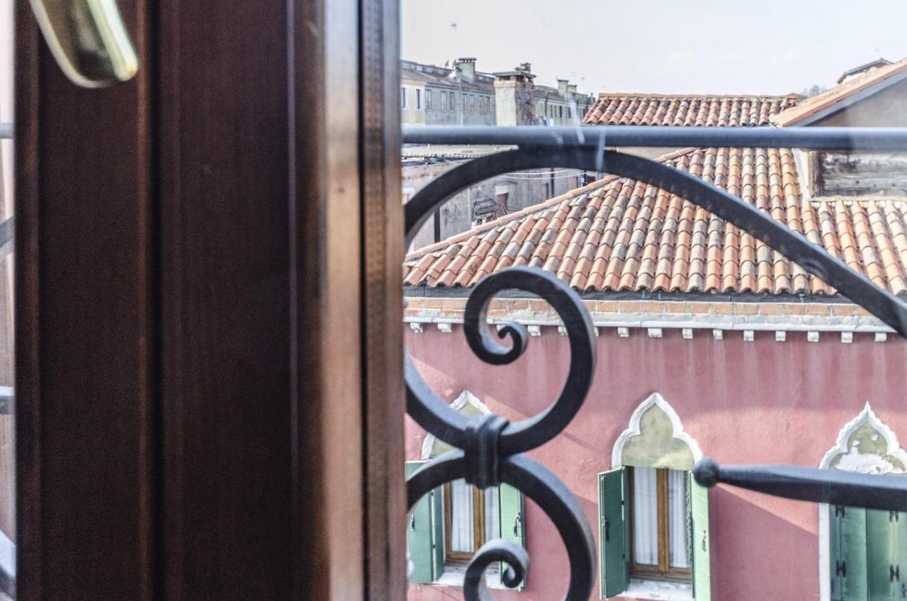 Maurizio House - Near The Train Station Apartment เวนิส ภายนอก รูปภาพ